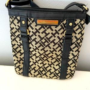 Tommy Hilfiger Purse